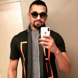 Meet your Posher, Victor hugo